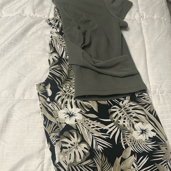 Ardene summer gauchos with matching shirt - Picture 1 of 3